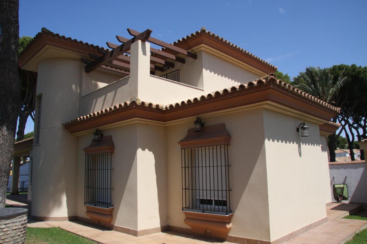 Moderno Y Amplio Chalet, Con Piscina Privada Chiclana de la Frontera Bagian luar foto